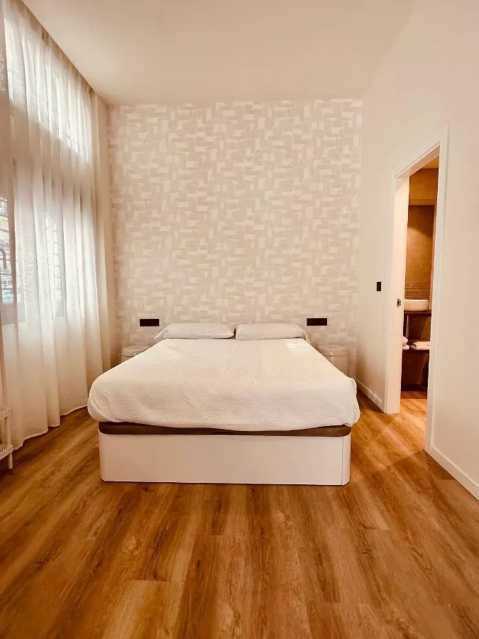 Apartamentos Sunsets Malaga Centro Apartment